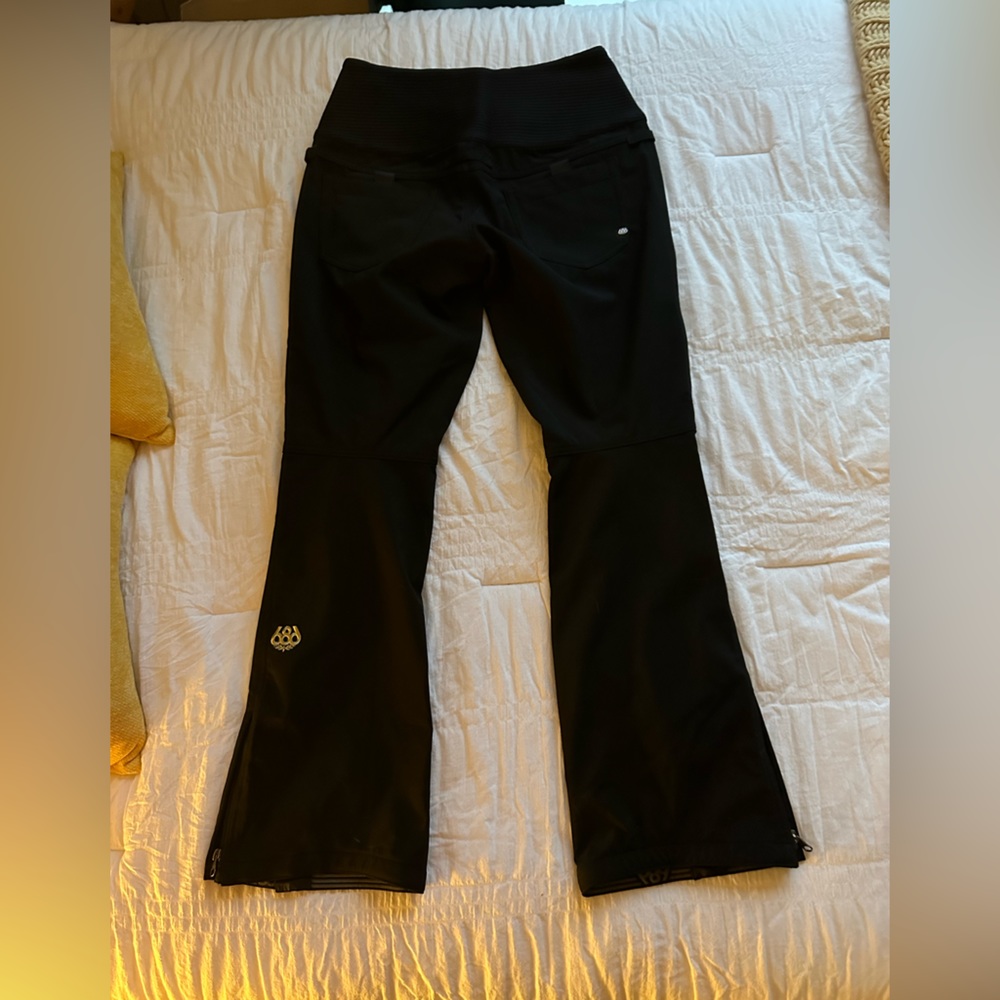 686 snow pants boot cut
